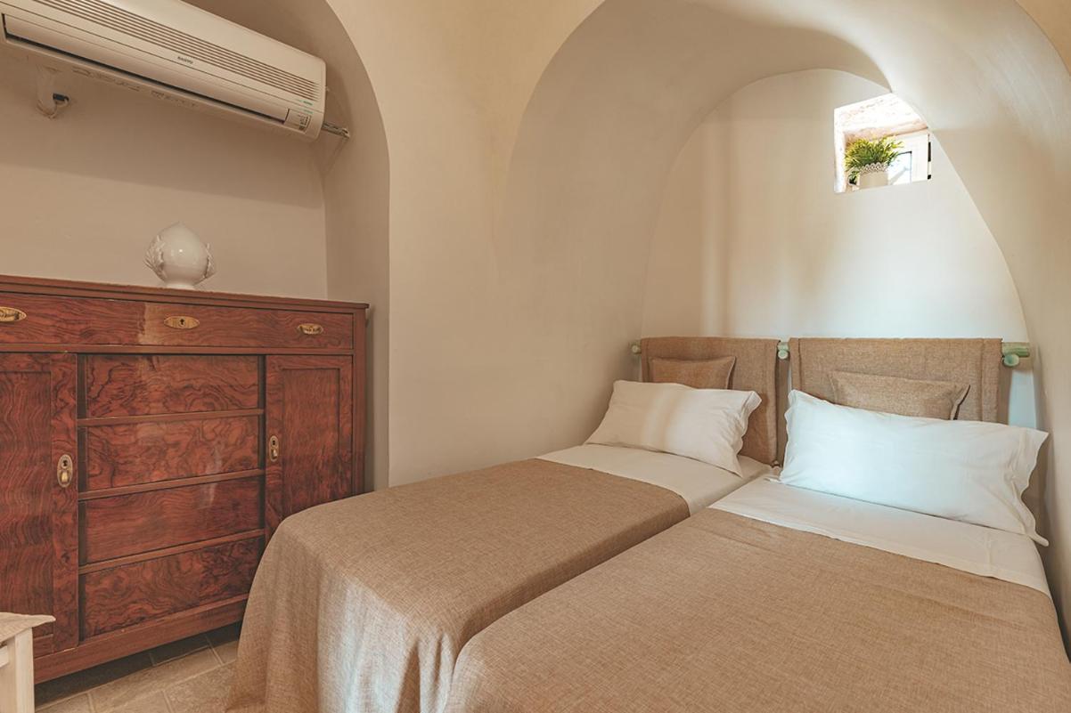 Trulli Dal Conte Apartment Locorotondo Ngoại thất bức ảnh