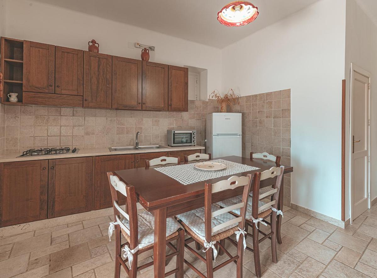 Trulli Dal Conte Apartment Locorotondo Ngoại thất bức ảnh